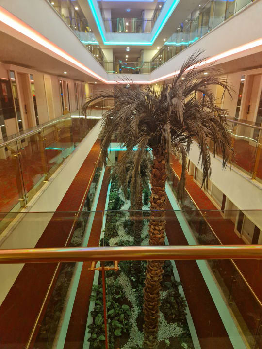 Sonstiges Azura Deluxe Resort & Spa Hotel