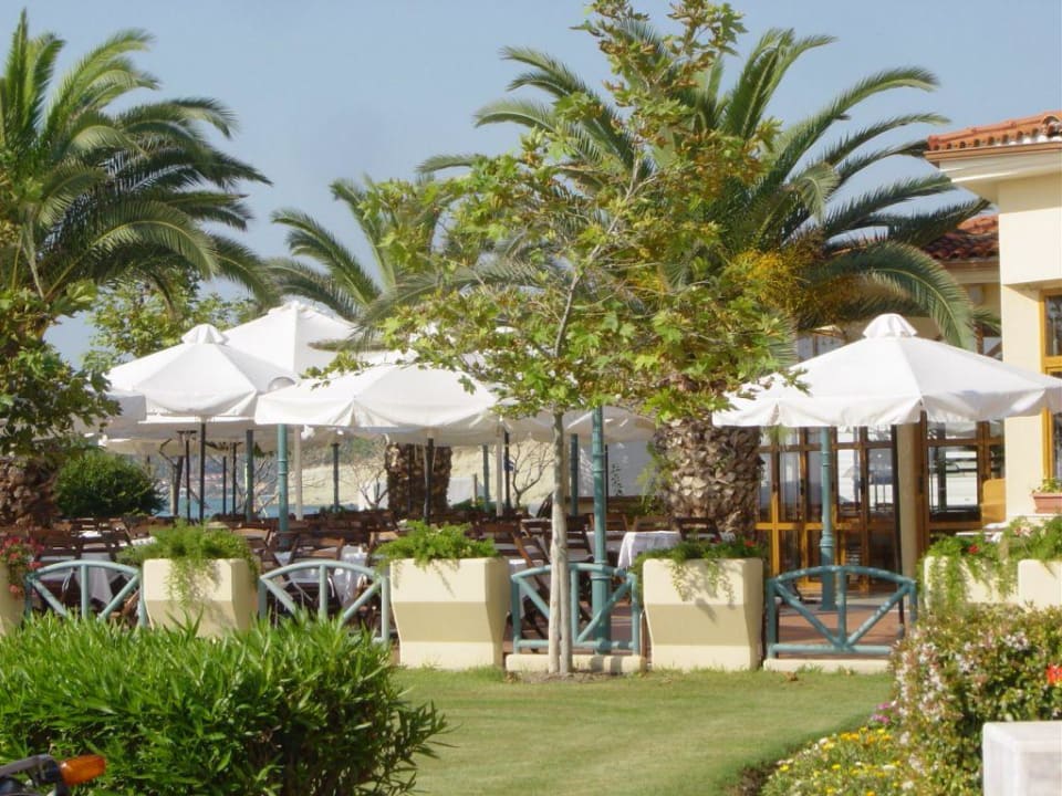Blick auf das Restaurant Possidi Holidays Resort & Suite Hotel