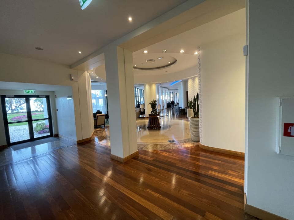 Lobby Pestana Grand Ocean Resort