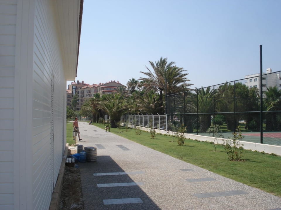 Blick von der Strandbar Richtung Süral Saray Hotel Süral Garden