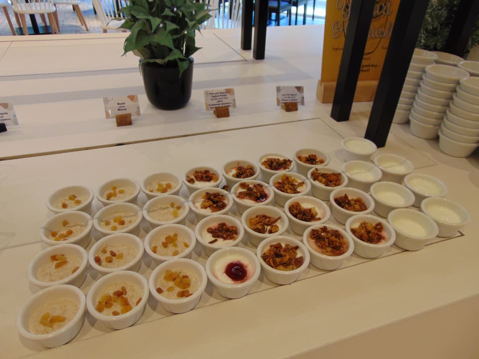 Gastro Fujairah Rotana Resort & Spa