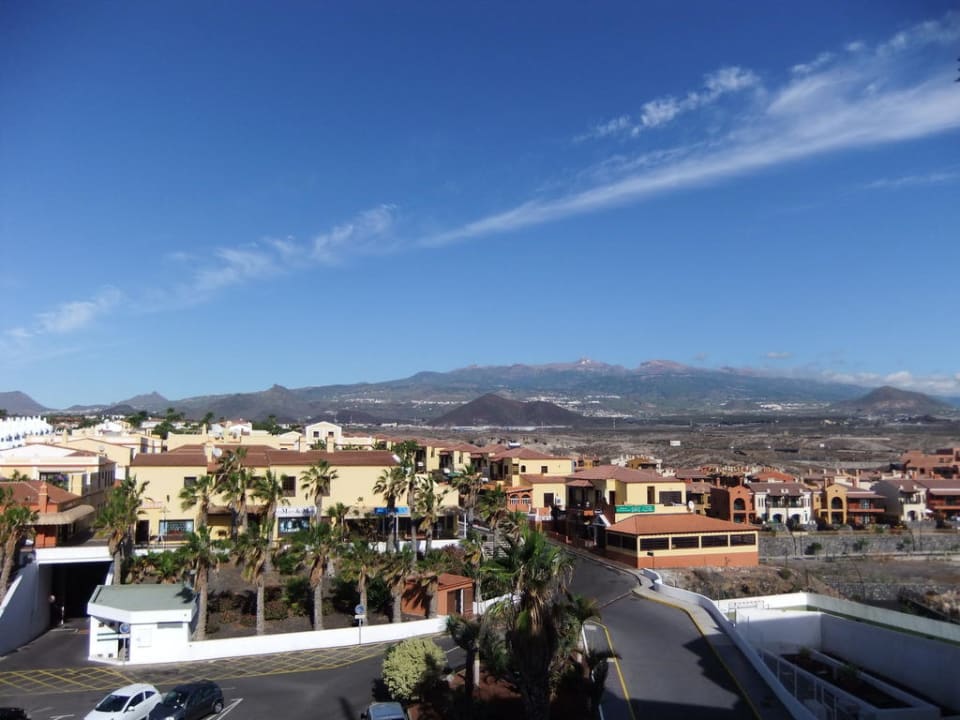 Centro Commercial und Teide Hotel Tenerife Golf & Sea View
