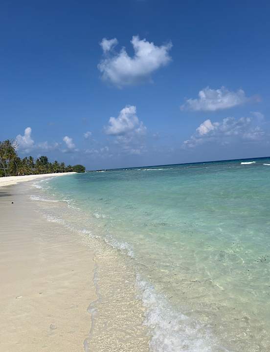 Strand Kuredu Island Resort & Spa