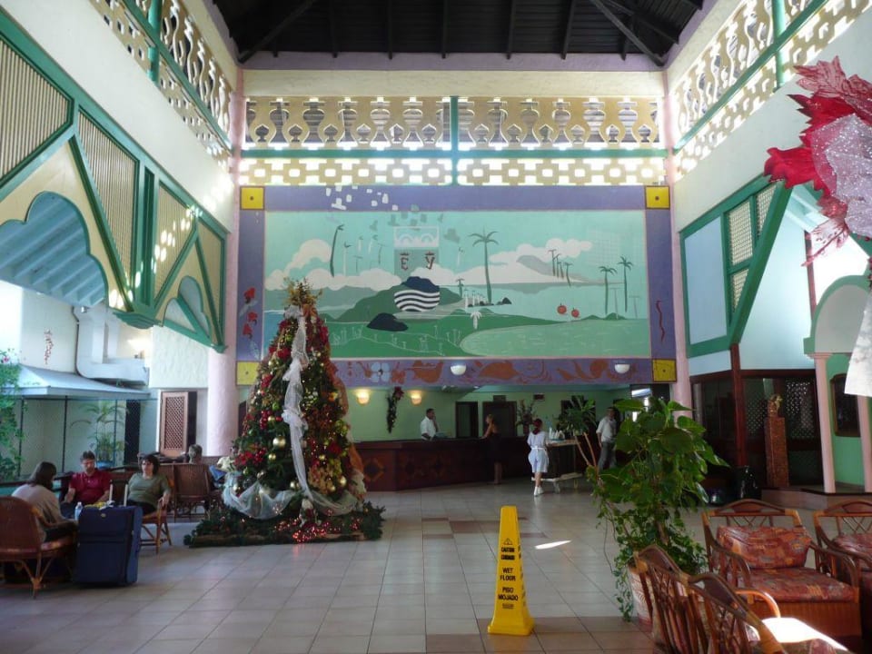 Lobby mit Rezeption Grand Paradise Playa Dorada