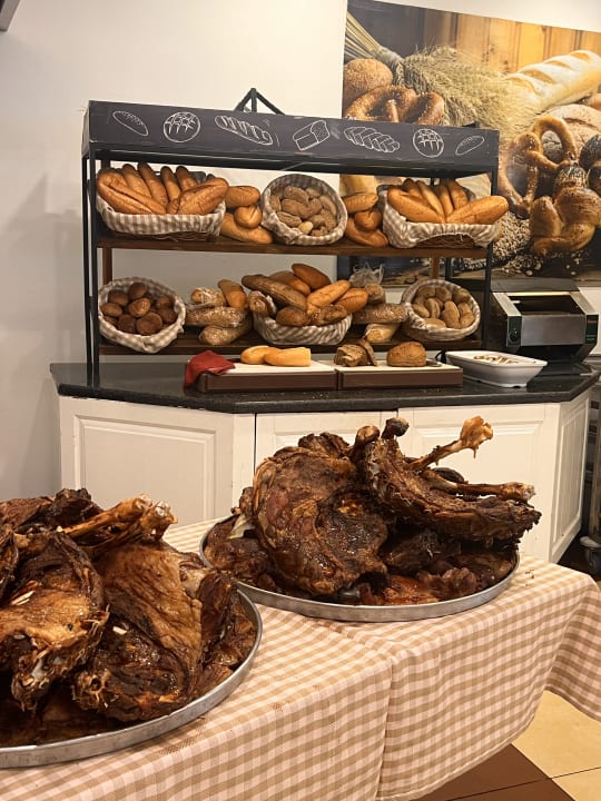 Gastro Mira Meridia Beach Hotel