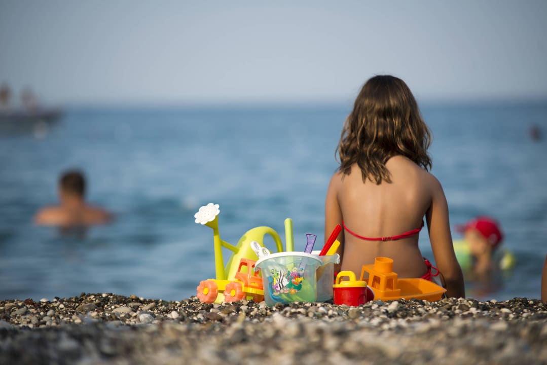 Beach Armas Gül Beach