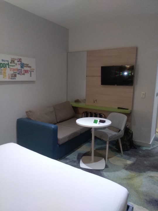 Zimmer ibis Styles London Heathrow Airport