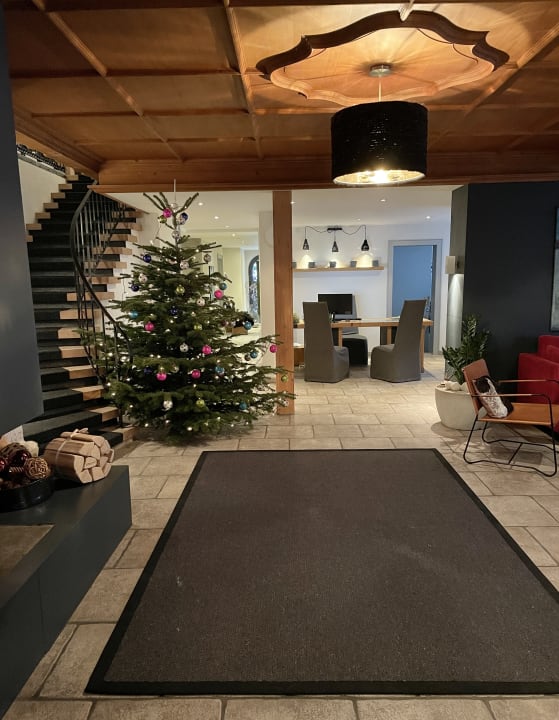 Lobby MONTAFON Lodge Hotel und SPA