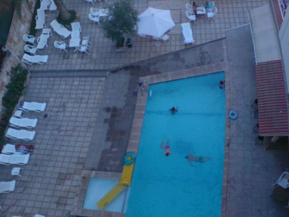 Blick auf den Pool Elegance Playa Arenal