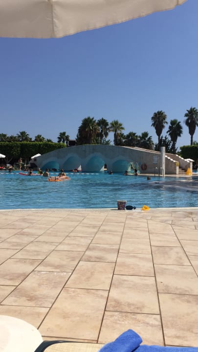 Pool Club Grand Side