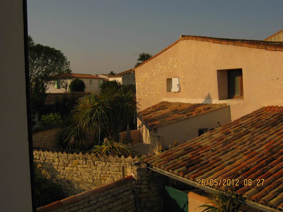 Ausblick vom Zimmer über die Anlage Apartments Le Clos des Sternes