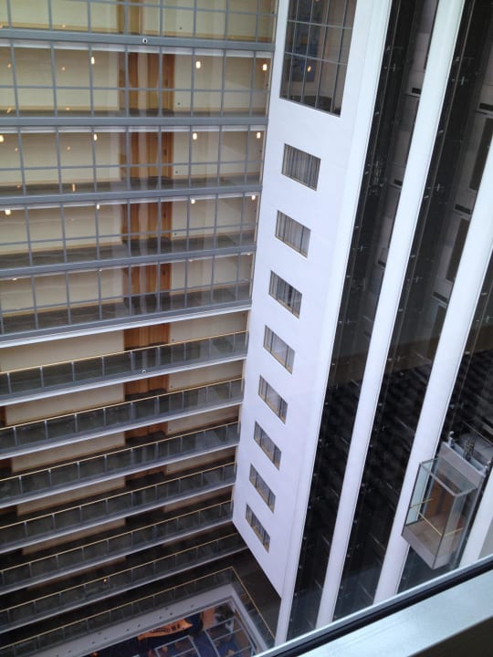 Lobby Hilton Frankfurt City Centre