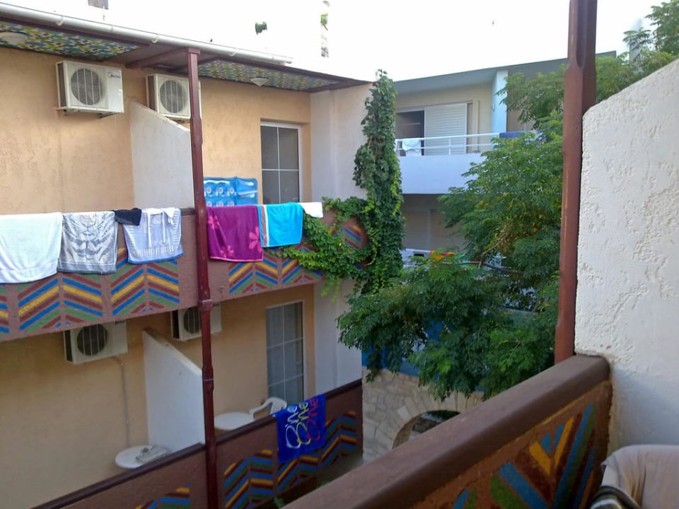 Schöner ruhiger Innenhof Golden Beach Rethymnon