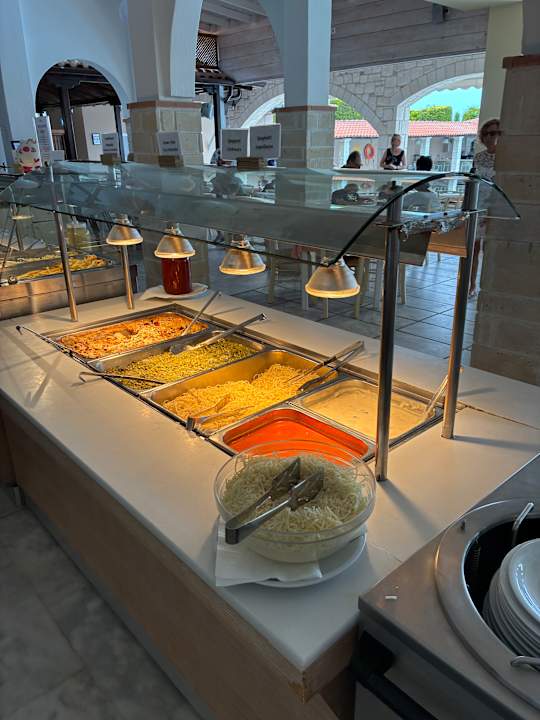 Gastro Hotel Portes Beach