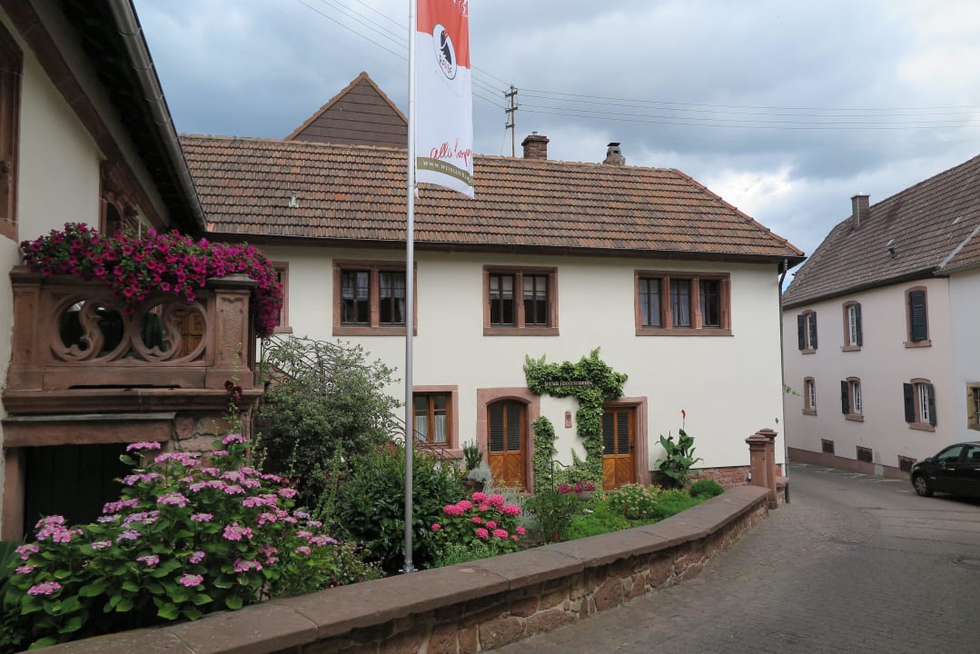 Eine der Fereienwohnungen Hotel Chalet Raabe