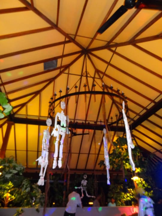 Halloween Adaaran Select Meedhupparu Island Resort - Premium All Inclusive