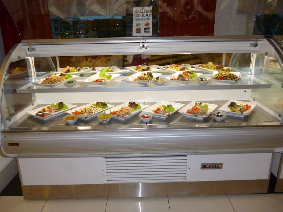 Das Buffet am Abend. Hotel Delphin Imperial