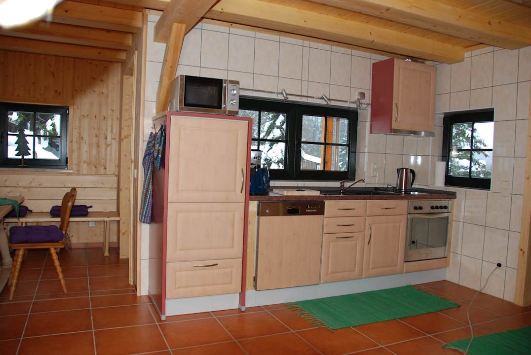 Offene Küchenzeile im Erdgeschoß Ferienparadies am Rennweg