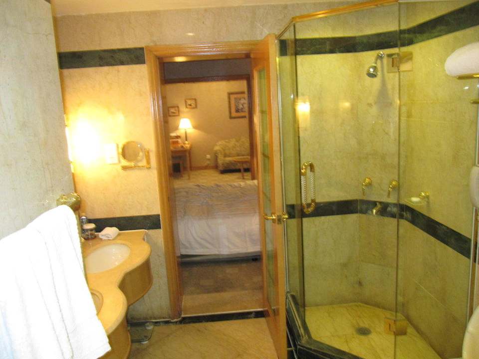 Suite - Badezimmer Hotel Majesty Plaza Shanghai