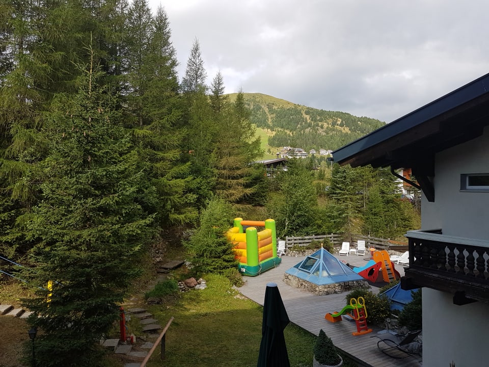 Ausblick Familienhotel Hinteregger