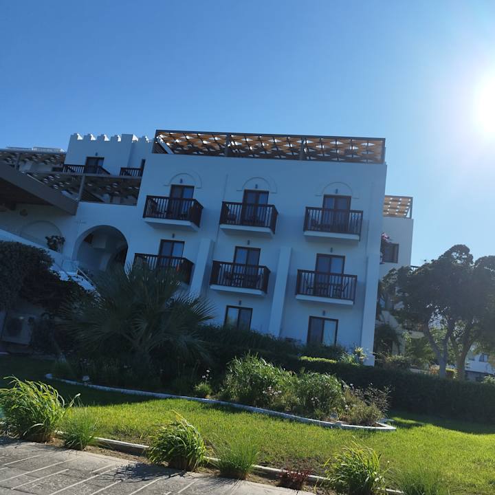 Außenansicht TUI BLUE Oceanis Beach and Spa Resort