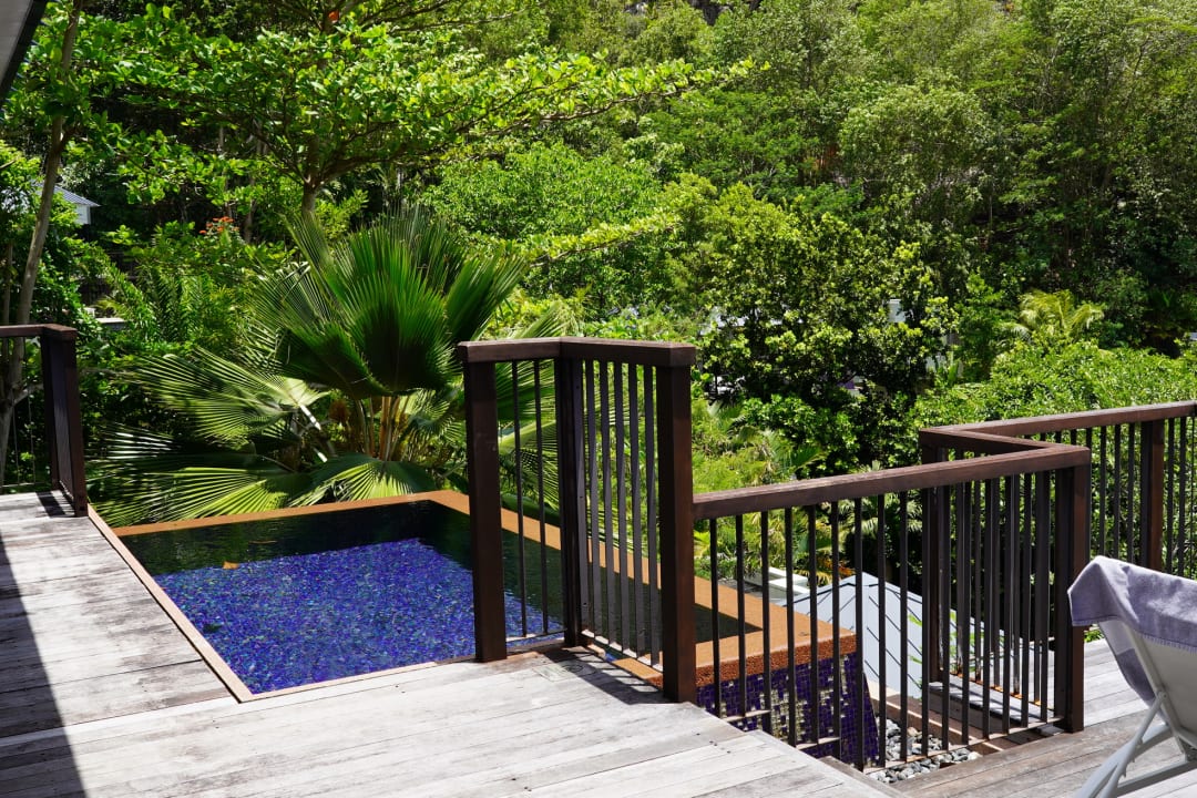 Pool Raffles Seychelles