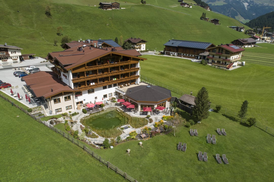 Außenansicht Hotel Eden