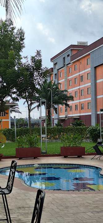 Pool Heliconia Park Port Harcourt Hotel and Suites