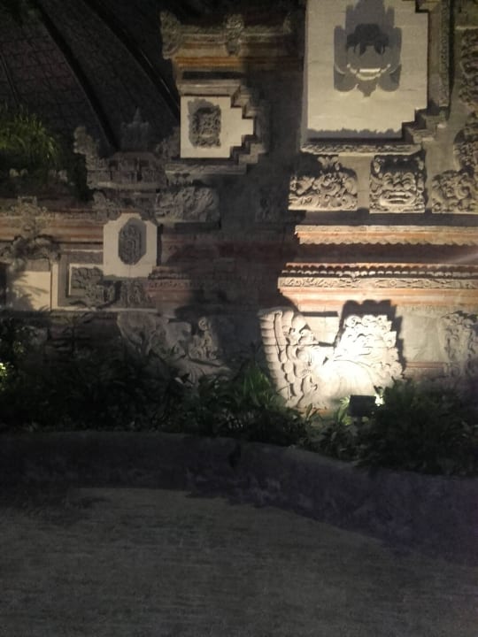 Am Abend Tropical Islands Resort