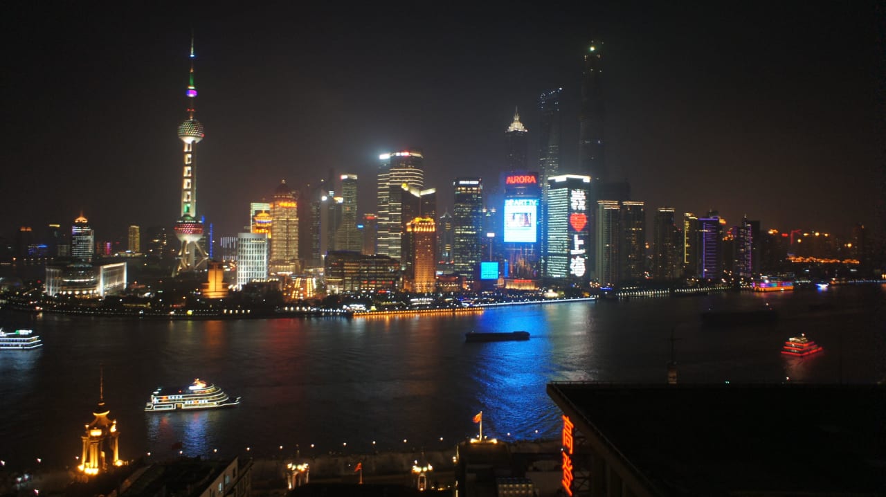 Skyline Hotel Waldorf Astoria Shanghai on the Bund