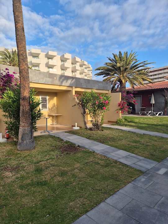 Gartenanlage HL Miraflor Suites Hotel