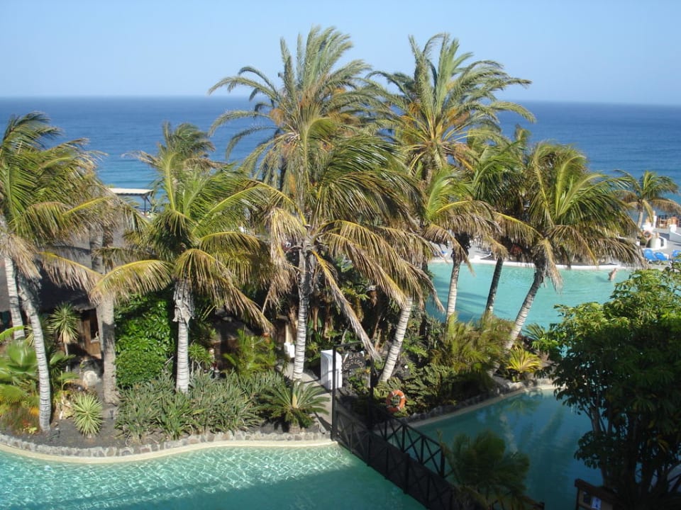 Blick vom Balkon der Lobby zur Coco-Loco-Bar Club Jandia Princess