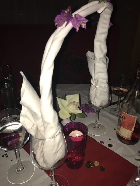 Tischdeko im Emir  Hotel El Mouradi Djerba Menzel