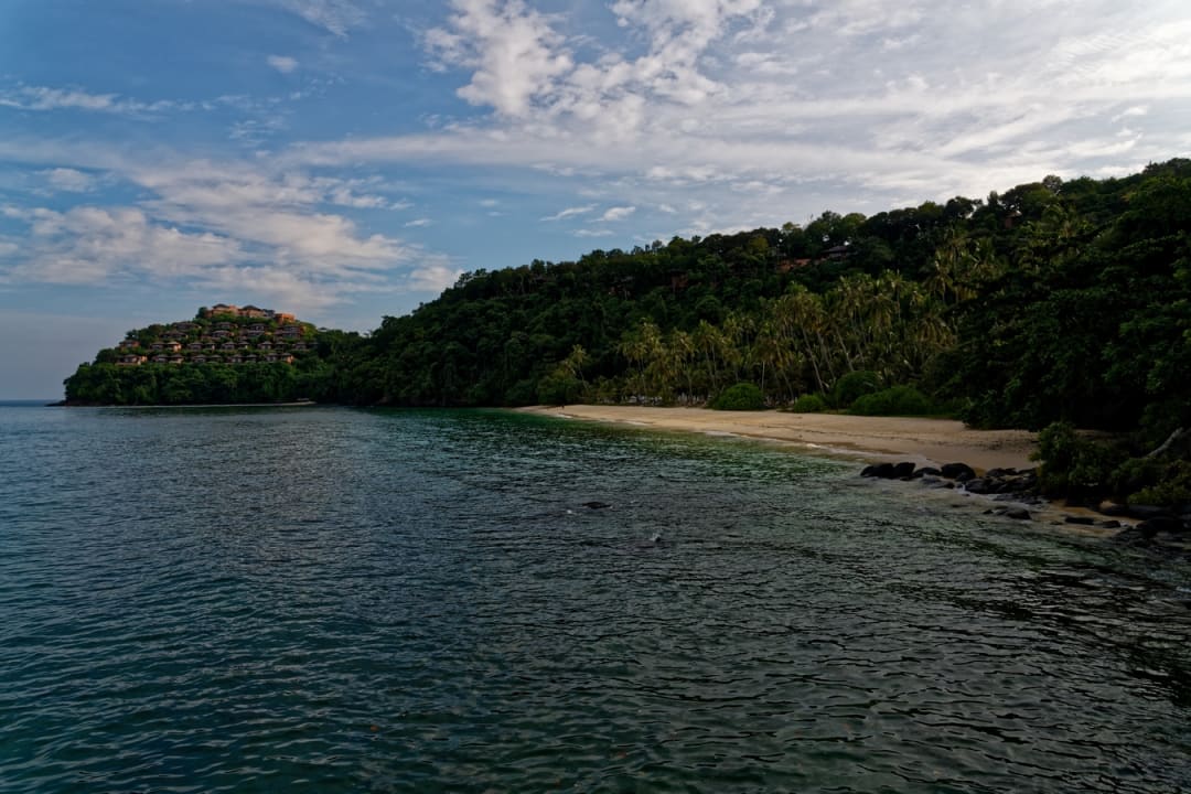 Strand Cape Panwa Hotel