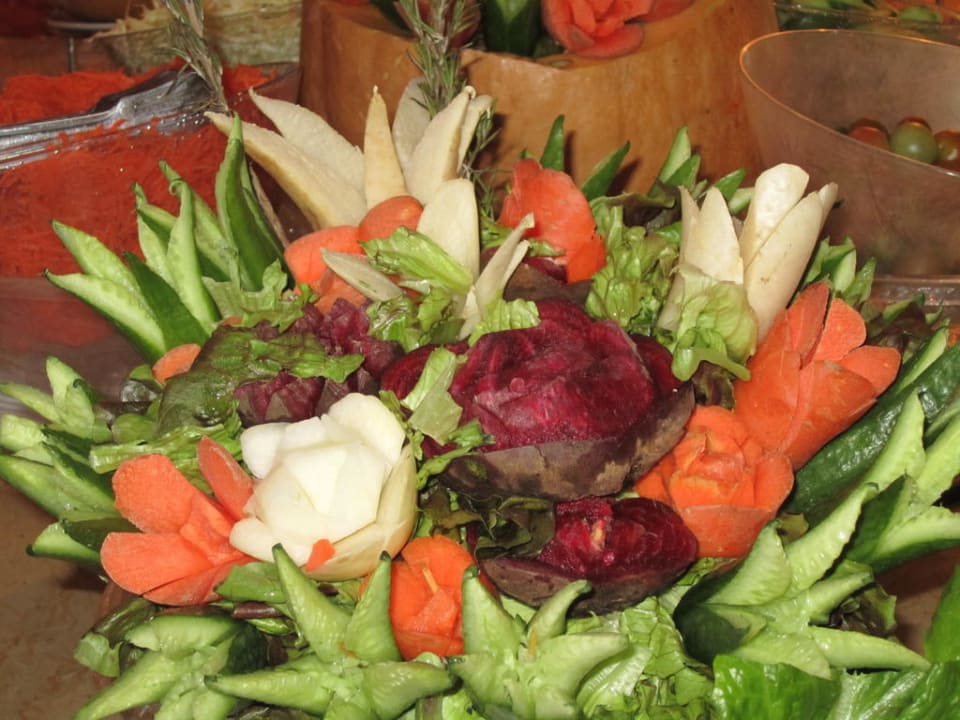 Blumenstrauß aus Gemüse Hotel Three Corners Ocean View prestige - Adults only