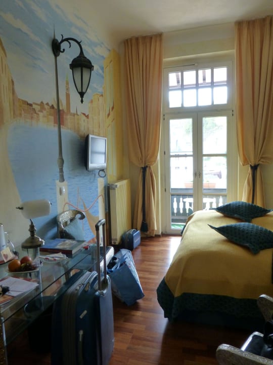 Blick zum Balkon - Piazza San Marco PARK VILLA zentral am Mittelrhein