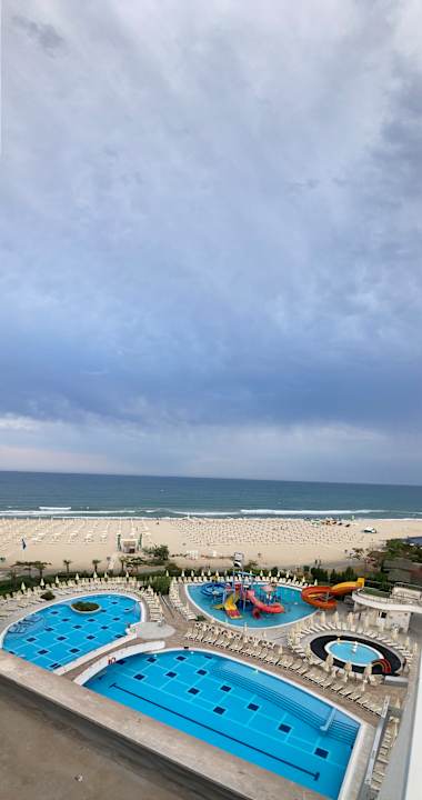 Pool Maritim Hotel Paradise Blue Albena