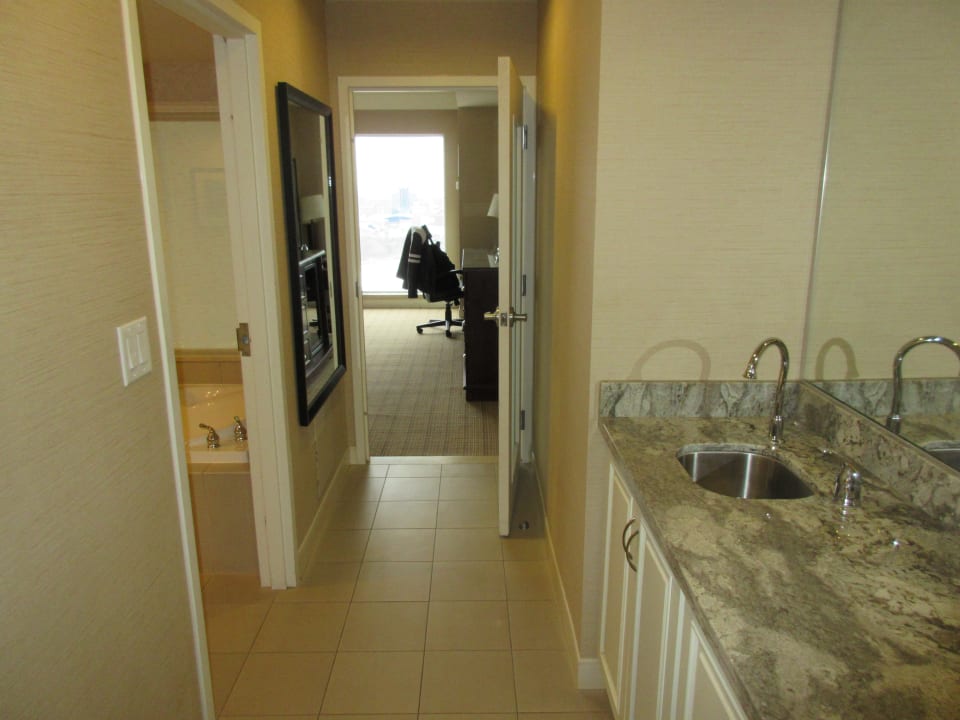 Zimmer Hilton Niagara Falls / Fallsview Hotel & Suites