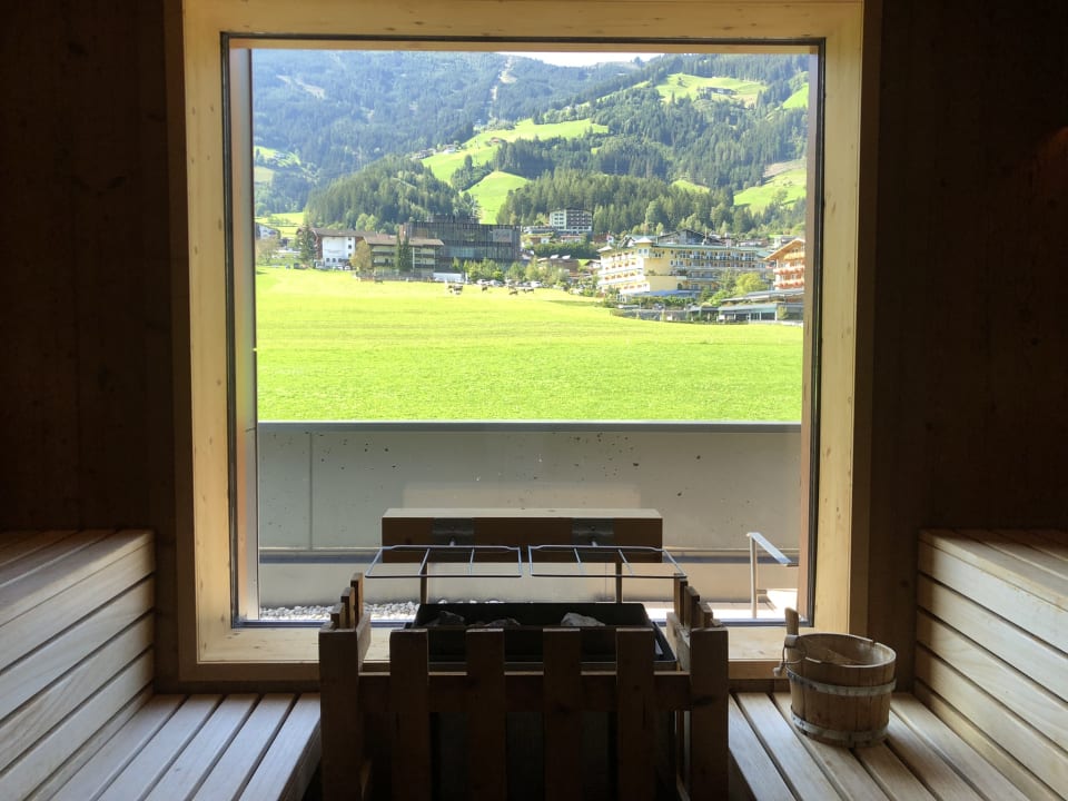 Sport & Freizeit Mia Alpina . Zillertal Family Retreat