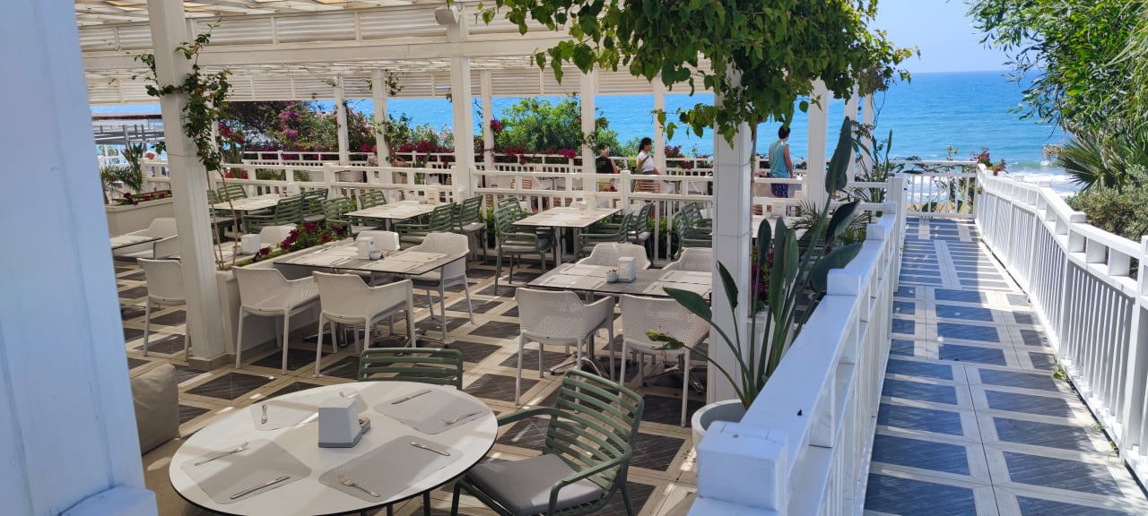 Gastro Can Garden Resort