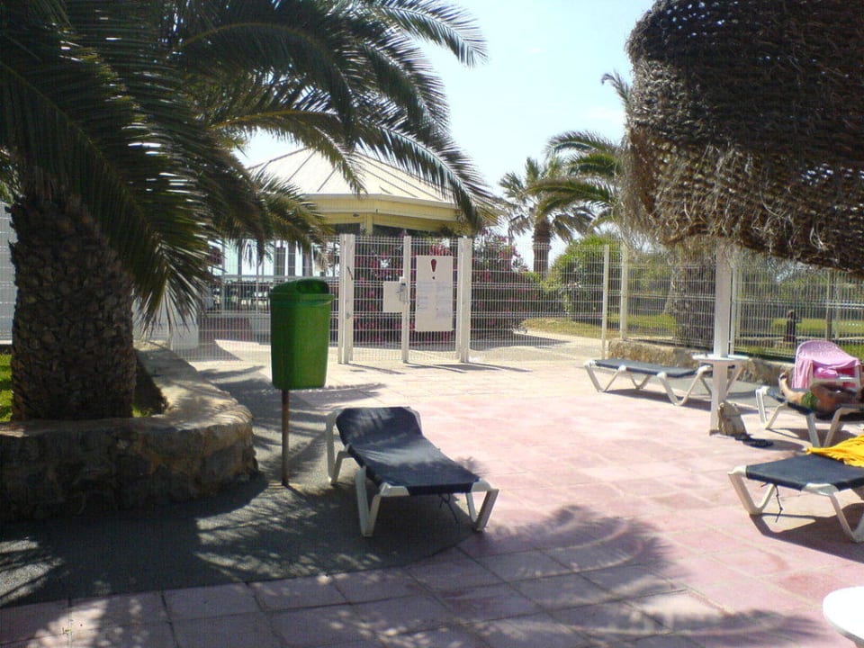 Gittertor zum Meer Grand Palladium White Island Resort & Spa