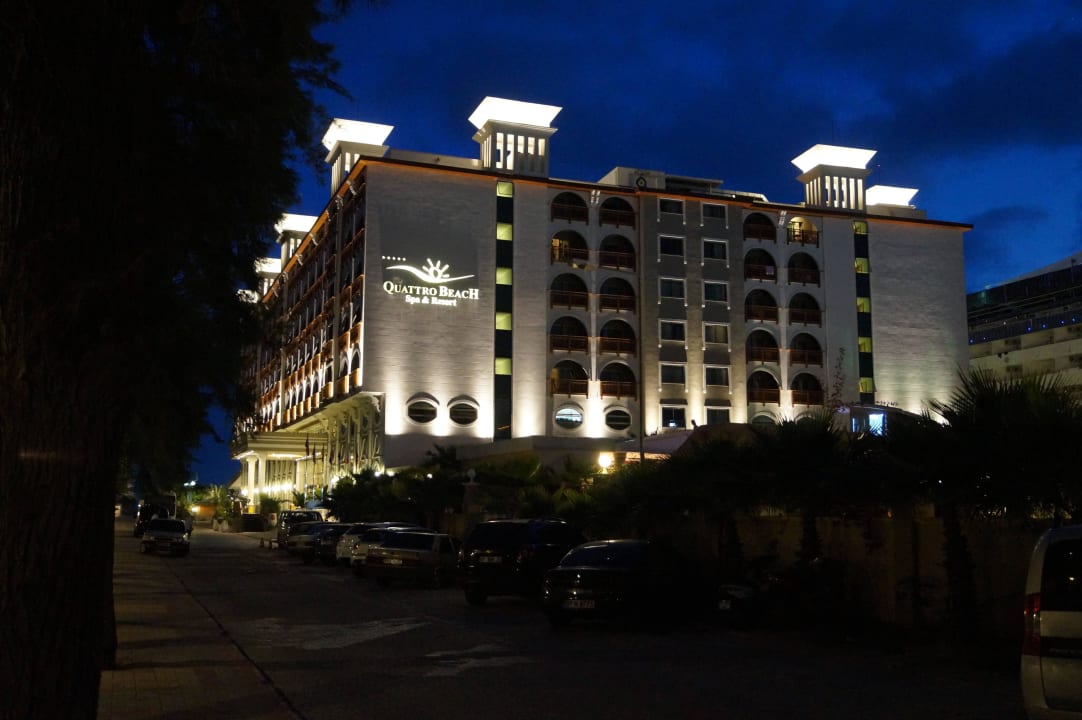 Hotel Quattro Beach Spa & Resort
