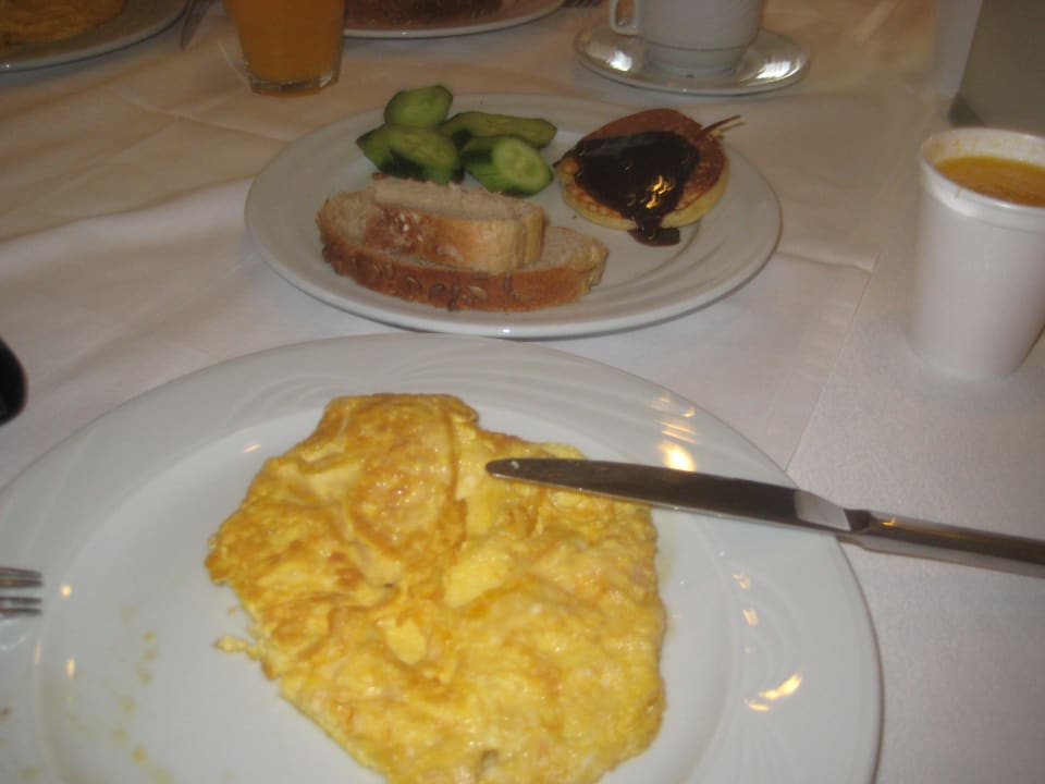 Frühstück Saturn Palace Resort Hotel