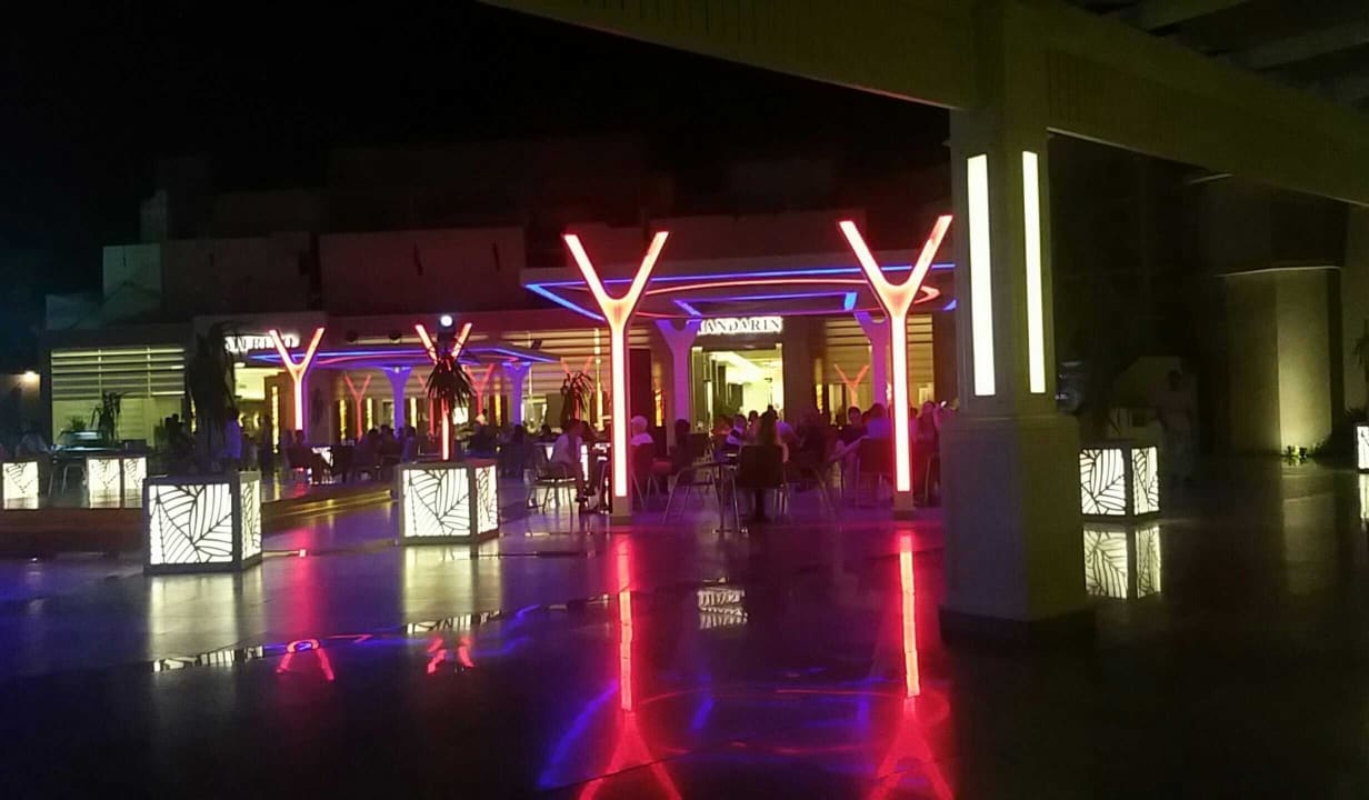 Wieczorem  Pickalbatros Aqua Park Resort - Hurghada