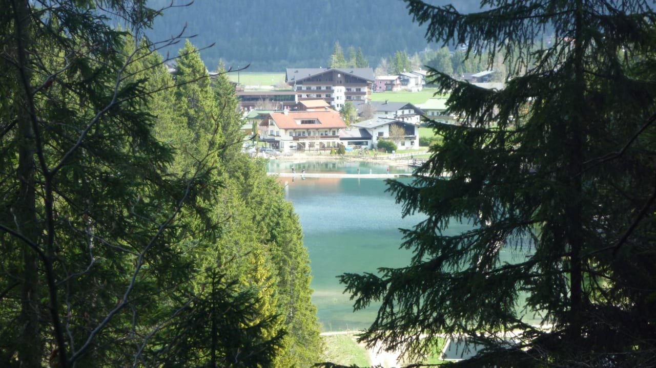 Weit hinten der Quellenhof Hotel Quellenhof Leutasch, Tirol