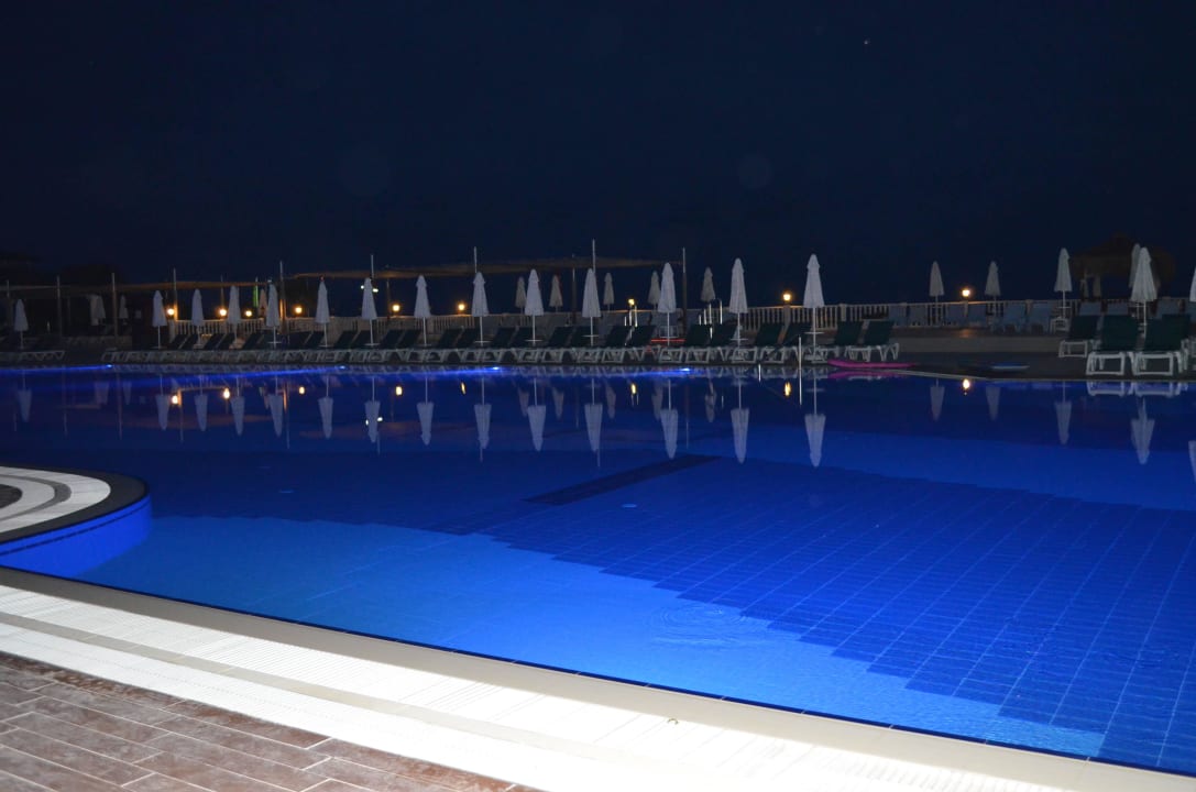 Basen Hotel Club Nena