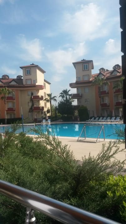 Frühstück am pool Hotel Orfeus Park