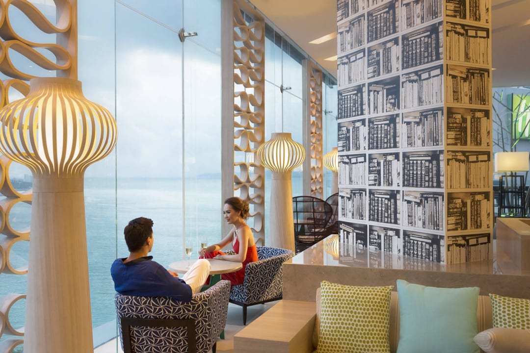 Executive Club Lounge Hotel Holiday Inn Pattaya