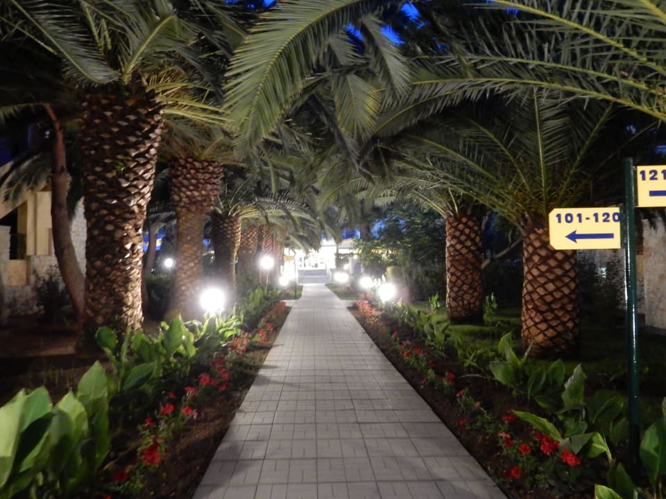 Abendstimmung Hotel Portes Beach