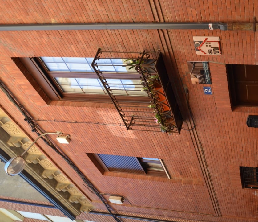 Entrada y balcon habitacion rosa Casa Los Balcones del Camino
